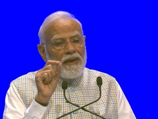 आज सरकार की बैंक, अस्पताल, सरकारी दफ्तर जैसी सैकड़ों सर्विसेज मोबाइल पर-पीएम मोदी